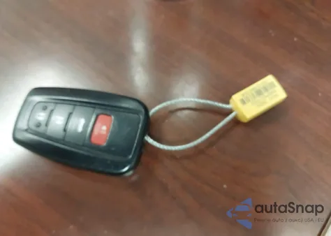 2018 Toyota Camry Se из США, поврежденный, VIN 4T1B11HK0JU559930